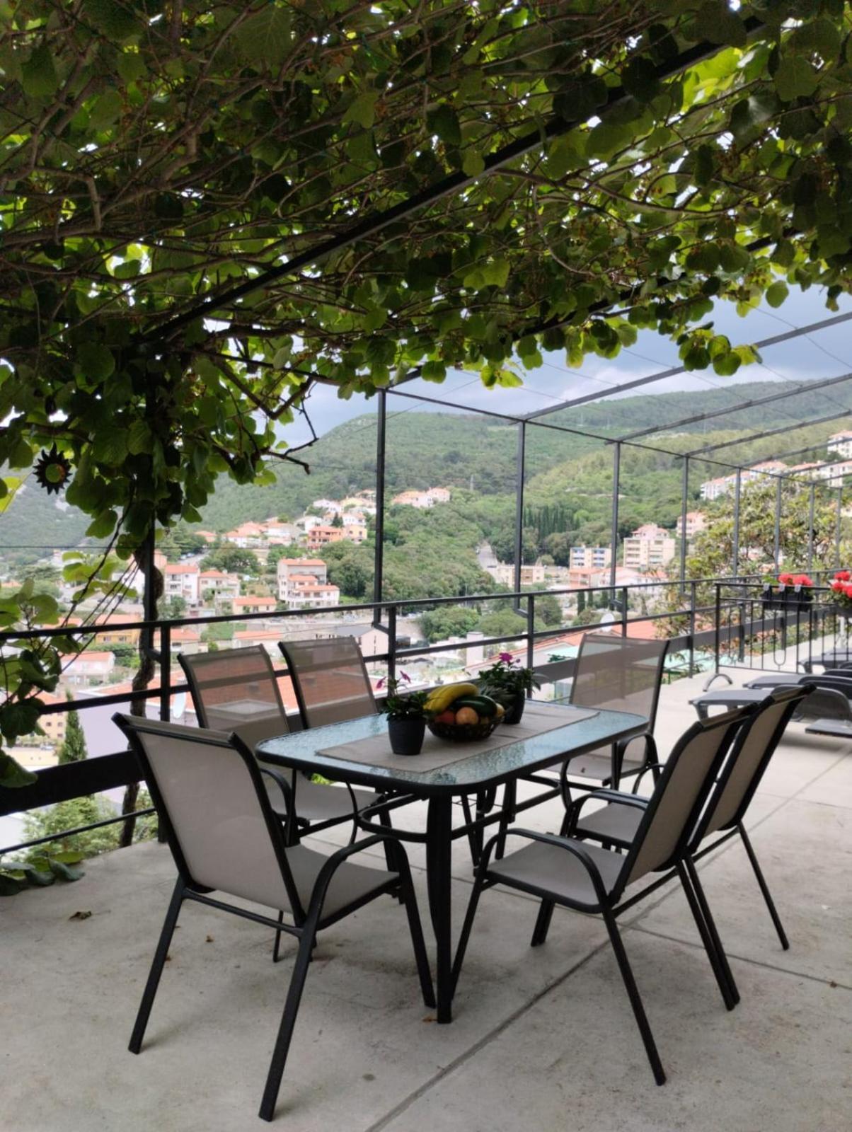 Nonna Laura Adriatic Dream Apartment With Sea View Rabac Bagian luar foto
